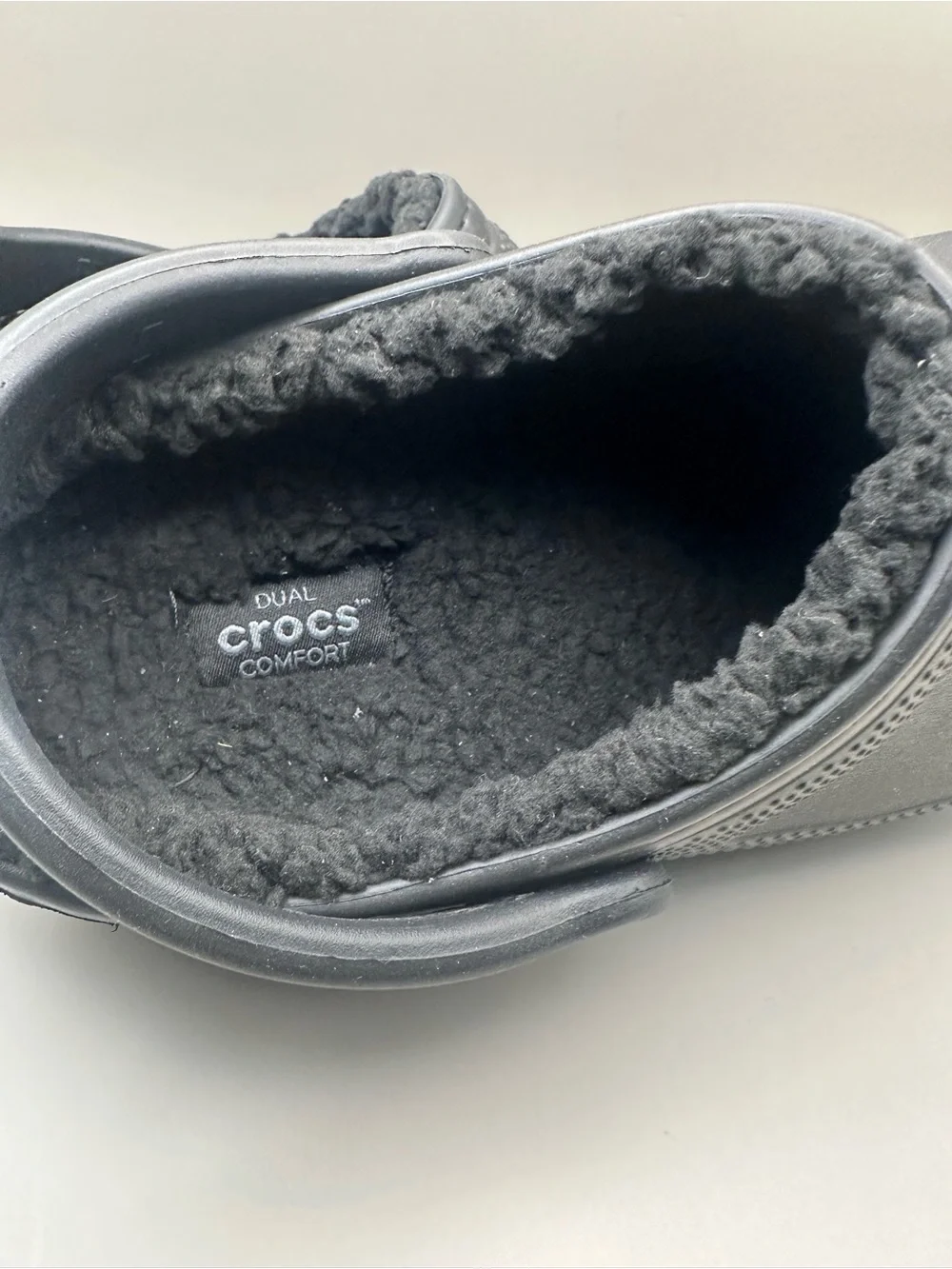 *NEW* Crocs Classic Fleece-Lined Clog sz 6w/4m